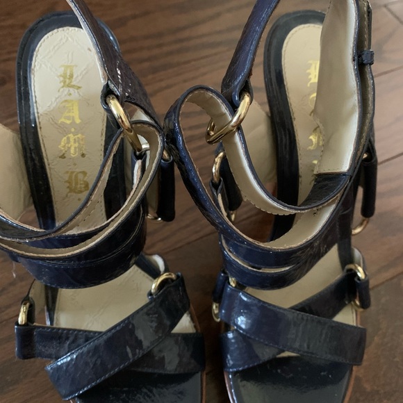 L.A.M.B Platform Blue Patent Leather with Wood Heel and Gold Hardware. 5”heel. - Picture 4 of 7